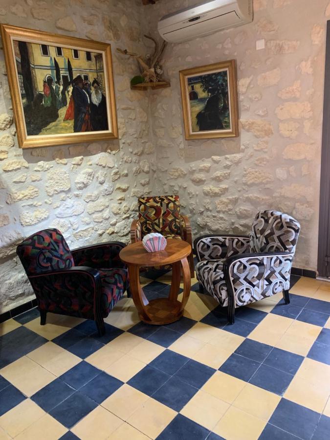 Logis Hotel Restaurant Hostellerie De La Tour Фонвьей Экстерьер фото